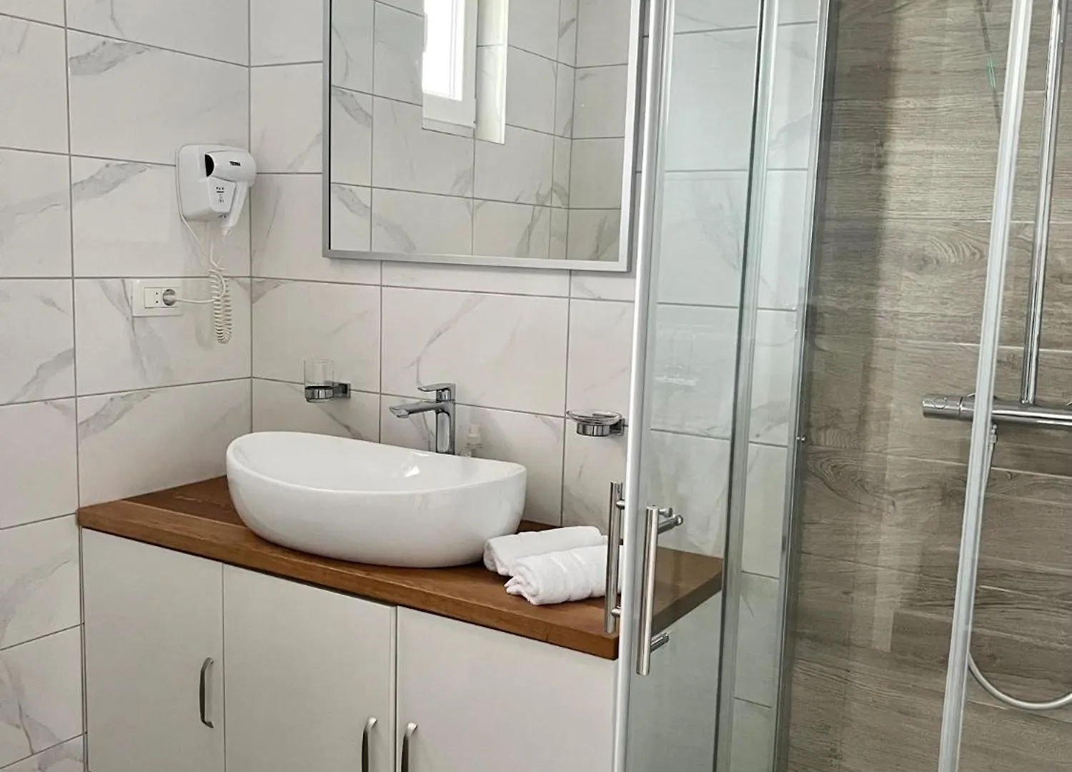 Vila Luxury Mandre House