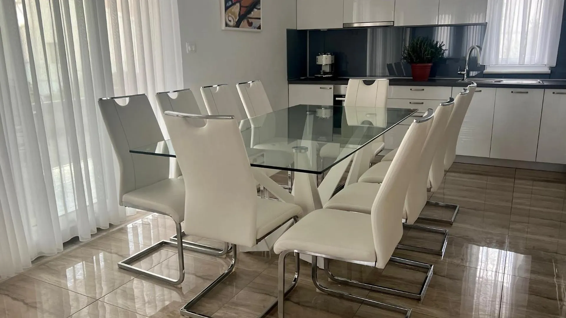 Luxury Mandre House