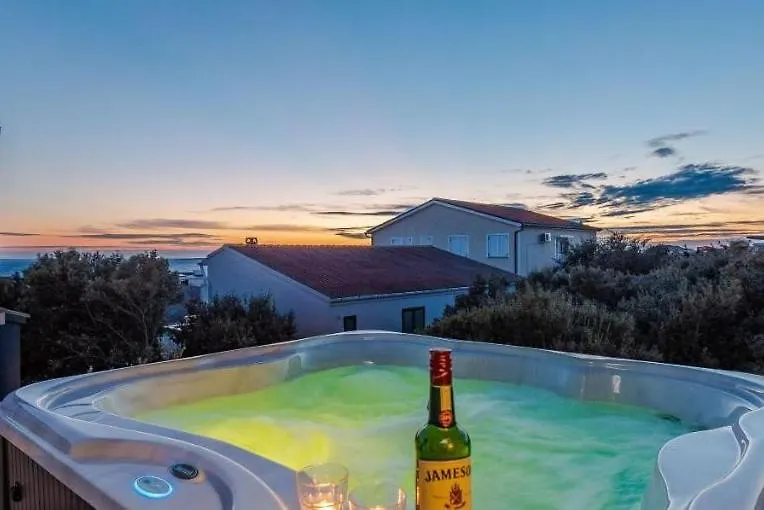 Luxury Mandre House Villa