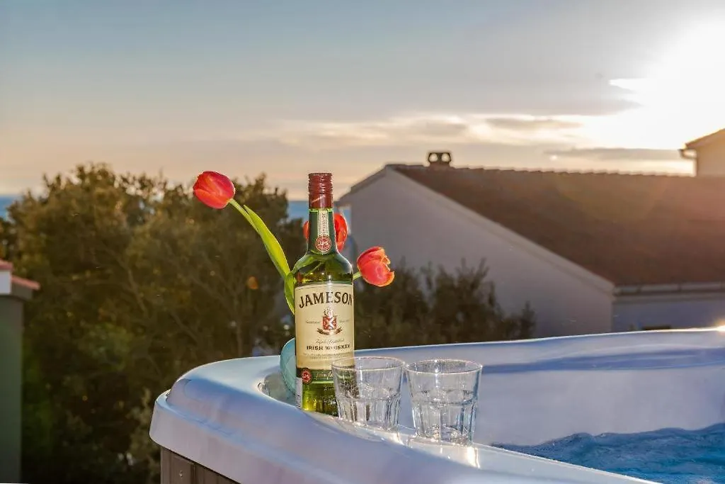 Luxury Mandre House Villa
