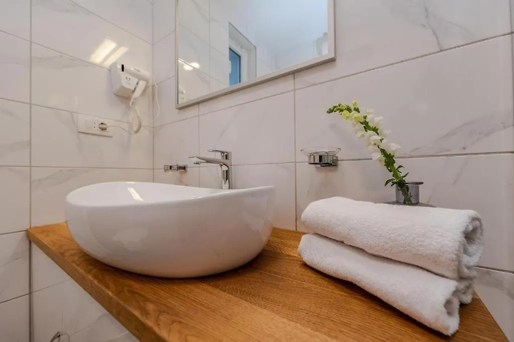 Luxury Mandre House Villa